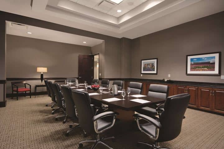 Meeting facility